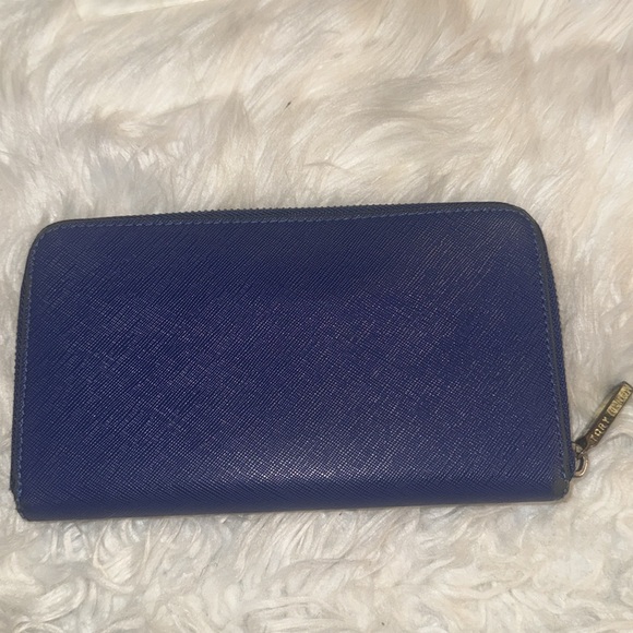 100% Authen Saffiano Tory Burch Robinson Zip Around Wallet, Cobalt!!! GUC - Picture 6 of 17